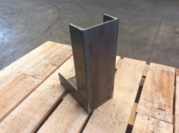 現場におけるチャンネルの溶接を簡素化する「即組立部材」 | パイプ切断・穴あけ 3次元レーザー加工センター.com