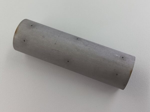 肉厚1mmパイプへのφ0.5の穴あけ加工 | パイプ切断・穴あけ 3次元レーザー加工センター.com