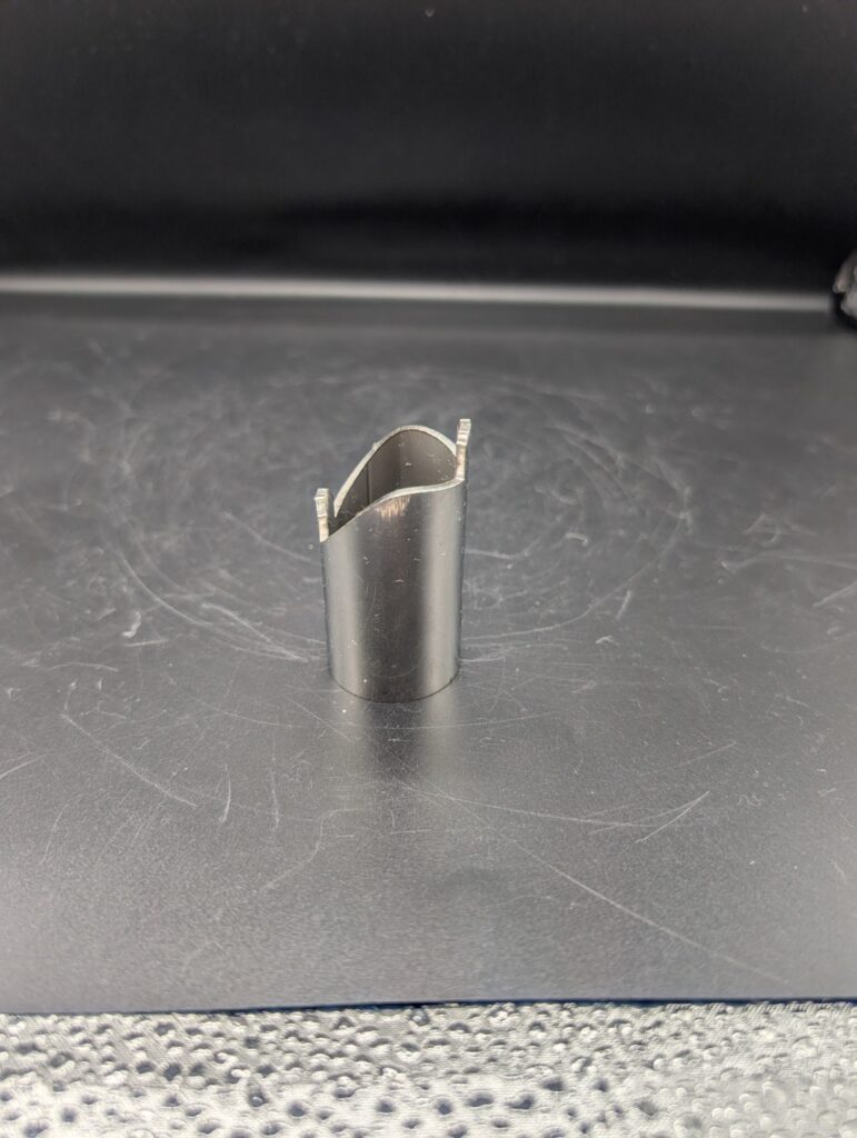 3Dレーザー加工で手すり・はしご製作の加工時間を大幅短縮! | パイプ切断・穴あけ 3次元レーザー加工センター.com 3Dレーザー加工で手すり・はしご製作の加工時間を大幅短縮! | パイプ切断・穴あけ 3次元レーザー加工センター.com
